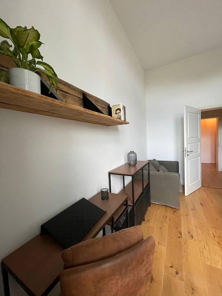 Schlafzimmer Bild 3