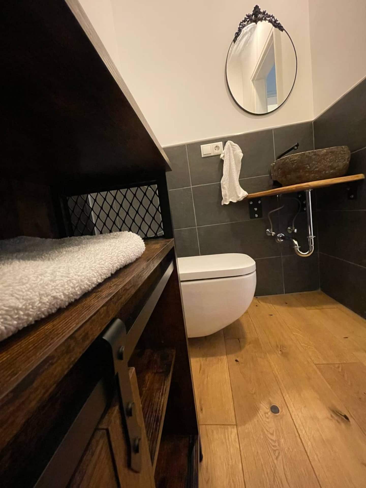 Gäste-WC Bild 3