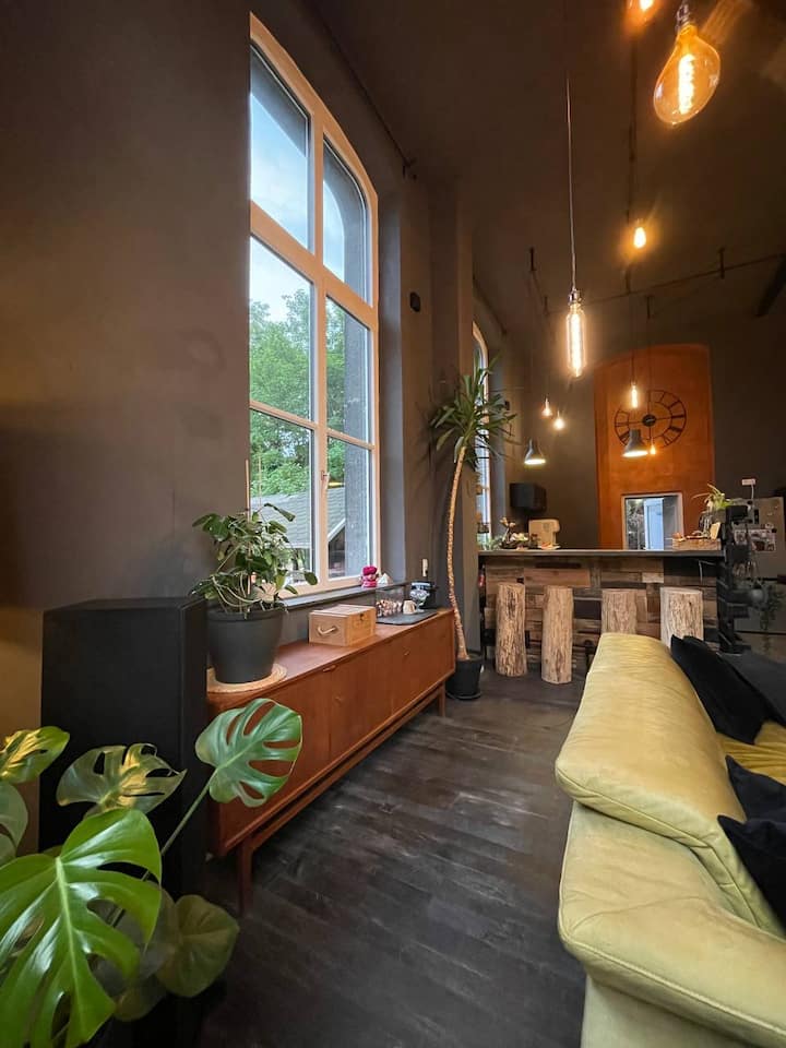 Wohnzimmer Bild 12